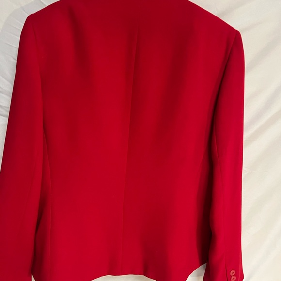 Evan Picone Vibrant Red Women's Blazer - Picture 3 of 4